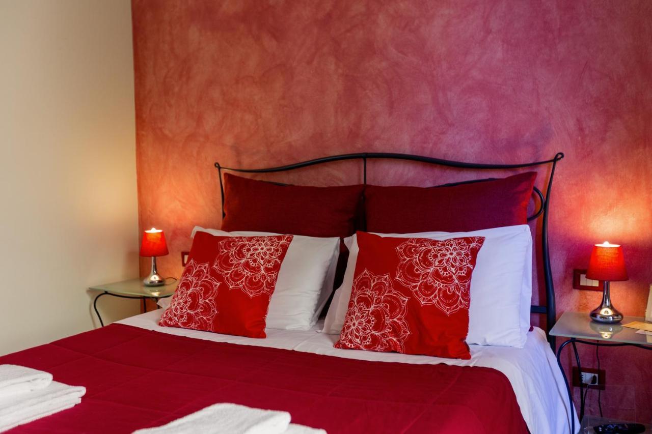 La Locandiera B&B Firenze Bagian luar foto