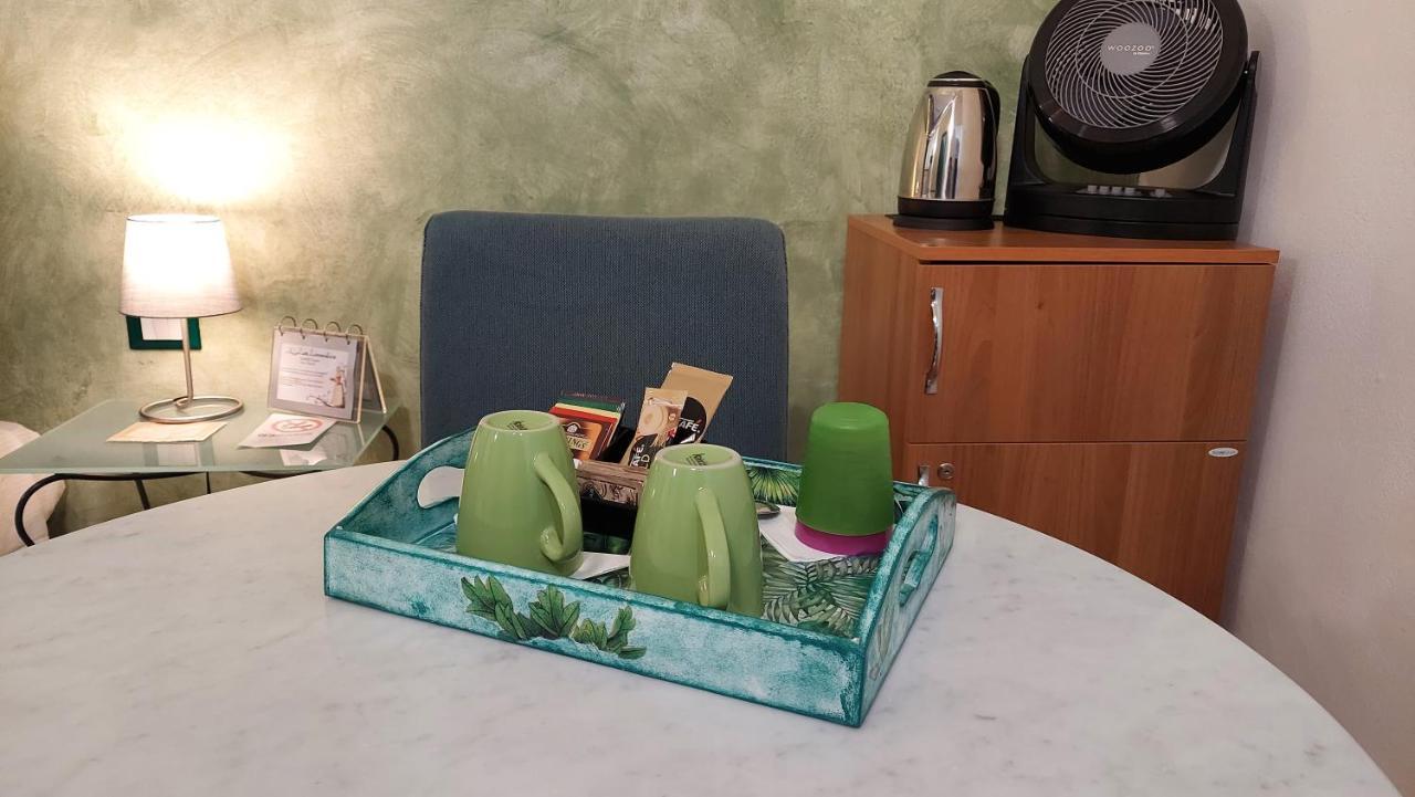 La Locandiera B&B Firenze Bagian luar foto